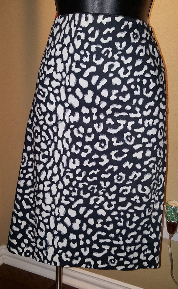 NWOT WHBM pencil skirt